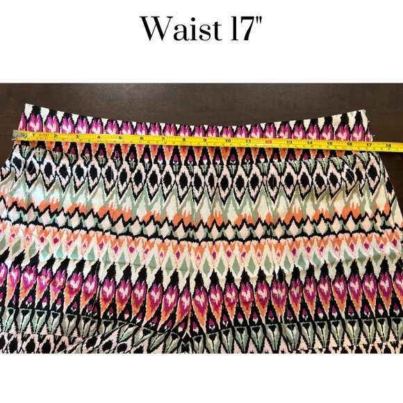 Wildfox Women’s Multicolored Pull-On Rayon Shorts Size Large pockets Boho Style - Picture 3 of 10